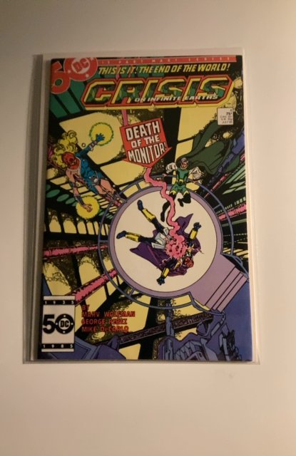 Crisis on Infinite Earths #4 (1985) nm