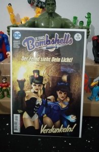 DC Comics Bombshells #16 (2016)