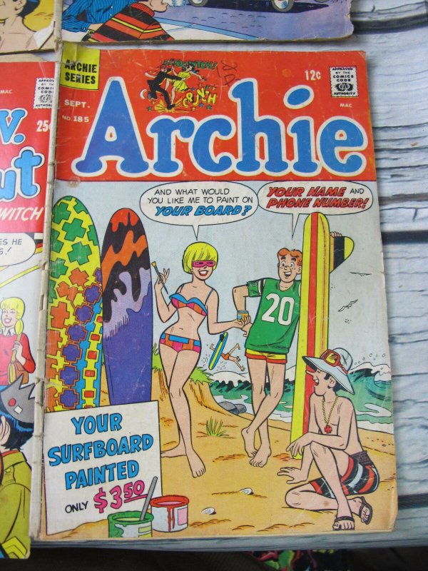 4 Lot Archie 185 Silver Age 1960s Comic Giant 7 Joke Book 128 Reggie and Me 27