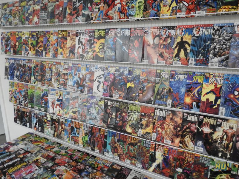 Huge Lot 210+ Comics W/ Spider-Man, Iron Man, Daredevil, +More! Avg FN+ Cond!