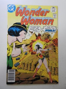 Wonder Woman #232 (1977) VF- Condition!