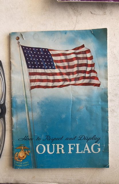 How to respect&display our flag-1950  booklet  US Marine Corps