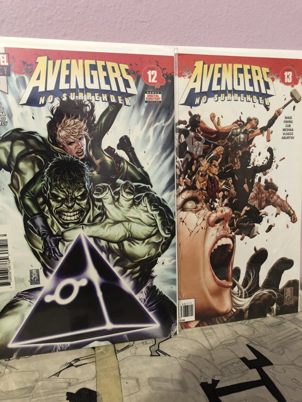 Avengers 8 book lot (2018)