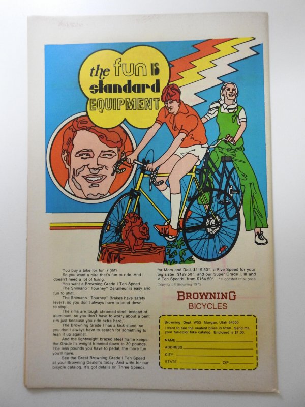 Detective Comics #448 (1975) Beneath of The Bigtop! Sharp Fine+ Condition!