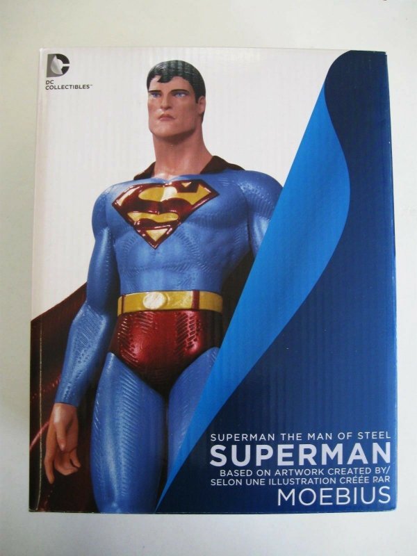 SUPERMAN THE MAN OF STEEL STATUE (based on the art of MOEBIUS!)