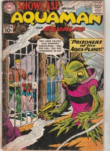 Showcase #33 (Aug-61) VG+ Affordable-Grade 4th Silver-Age Aquman, Aqualad Wow!