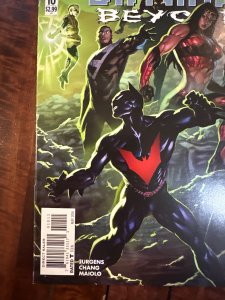 Batman Beyond #10 (2016)