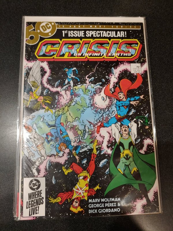 Crisis on Infinite Earths #1 (Apr 1985, DC) [1st Blue Beetle] George Perez NM