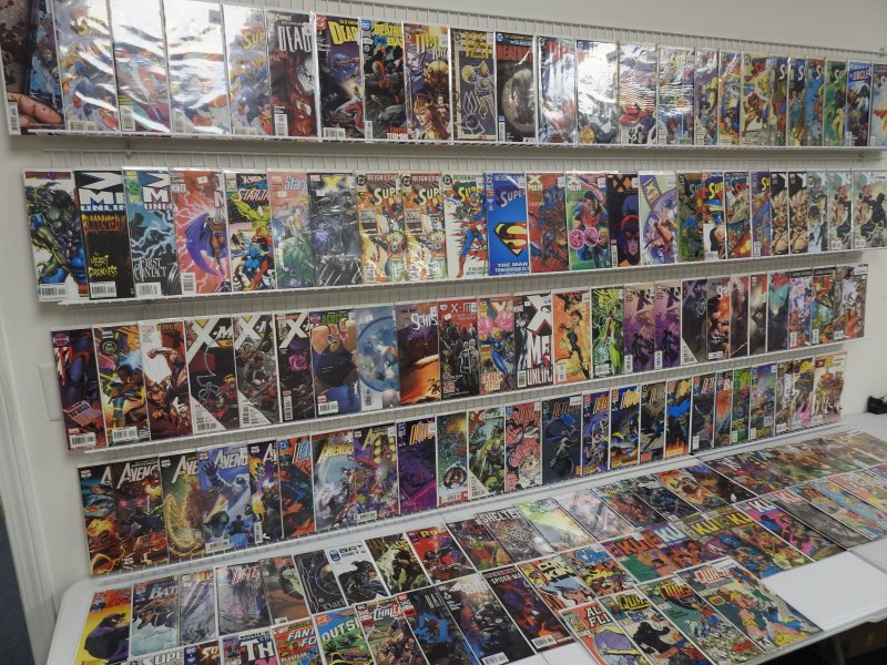 Huge Lot 140+ Comics W/ Batman, X-Men, Superman, +More AVG VF-