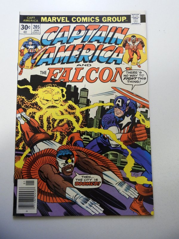 Captain America #205 (1977) FN/VF Condition!