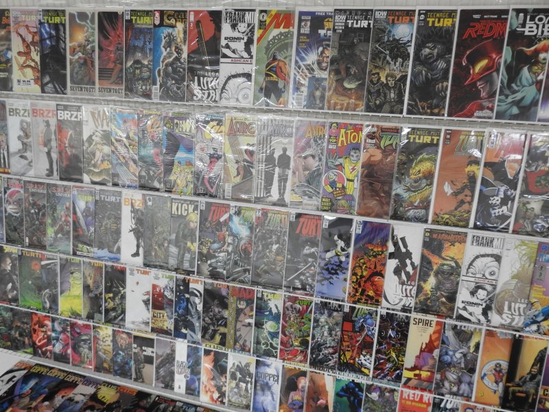 Huge Lot 140+ Comics W/ Teenage Mutant Ninja Turtles, Spawn+ Avg VF+ Condition!!