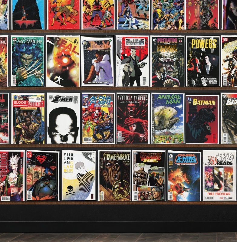Huge Lot 140+ Comics with Dreadstar, Detective Comics & More!