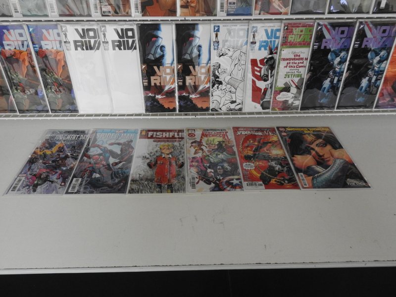 Huge Lot 120+ Comics W/ Star Wars, Mandalorian, +More! Avg VF/NM Cond!