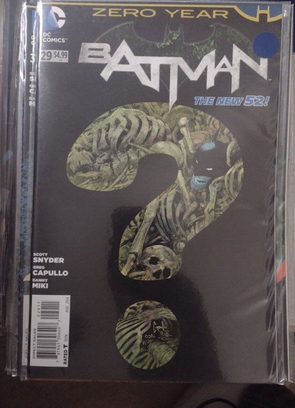 BATMAN  VOL 2 # 29 2014 DC new 52 SNYDER/ CAPULLO  ZERO YEAR RODDLER