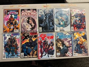 Lot of 10 Comic Lot (see pictures) 359-17