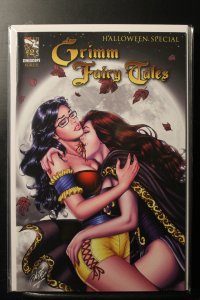 Grimm Fairy Tales: Halloween Special #2 Cover A (2010)