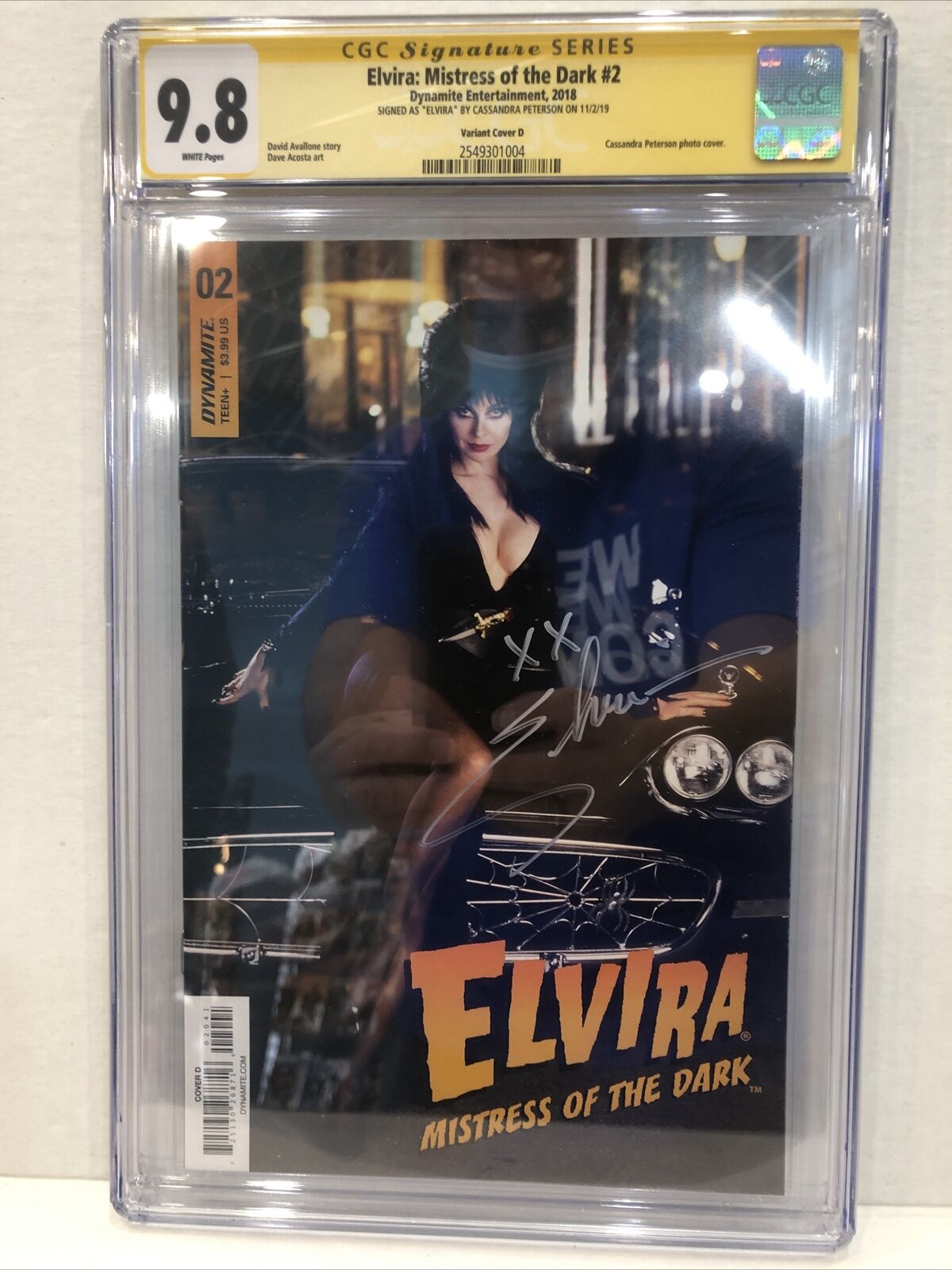 This Friday 8am - Elvira, Mistress of the Dark (official