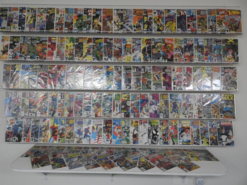 Huge Lot 140+ Comics W/ Silver Surfer, Avengers, Daredevil+ Avg VF- Condition!!