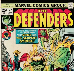 Defenders(vol. 1) # 22 Daredevil, Yellowjacket, Hellstrom, Cage !