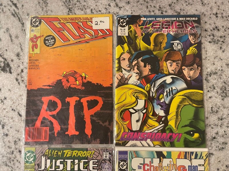 4 Comics Shade Changing Man 1 + Justice League 67 + Legion 46 + Flash 49 RH16