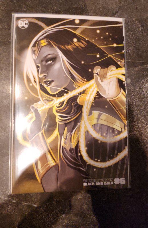 Wonder Woman Black & Gold #6 Stephanie Hans Variant Cover (2022)