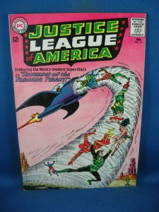JUSTICE LEAGUE OF AMERICA 17 VF 1963