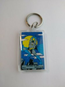 Batman Swinging Keychain 1989 Original Licensed Official DC Comics Button Up 