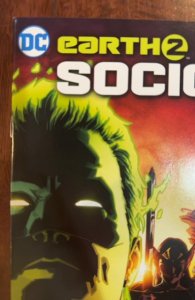Earth 2: Society #17 (2016)
