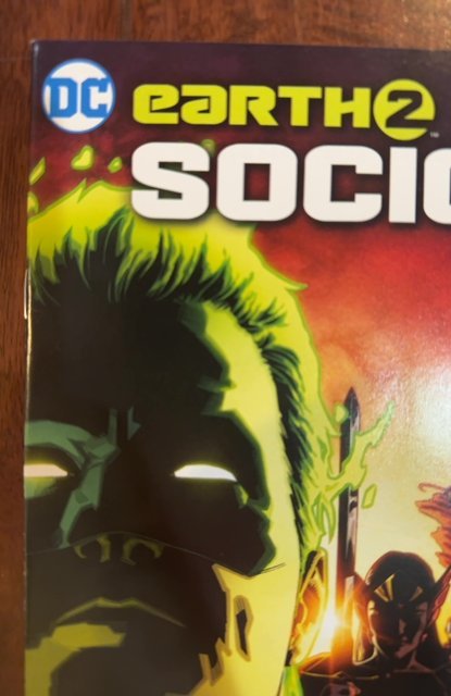 Earth 2: Society #17 (2016)