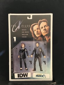 The X-Files: Season 11 #1 Comic Block Cover (2015)