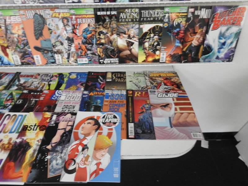 Huge Lot 160+ Comics W/ Final Crisis, Flashpoint, Original Sin+ Avg VF- Cond!!