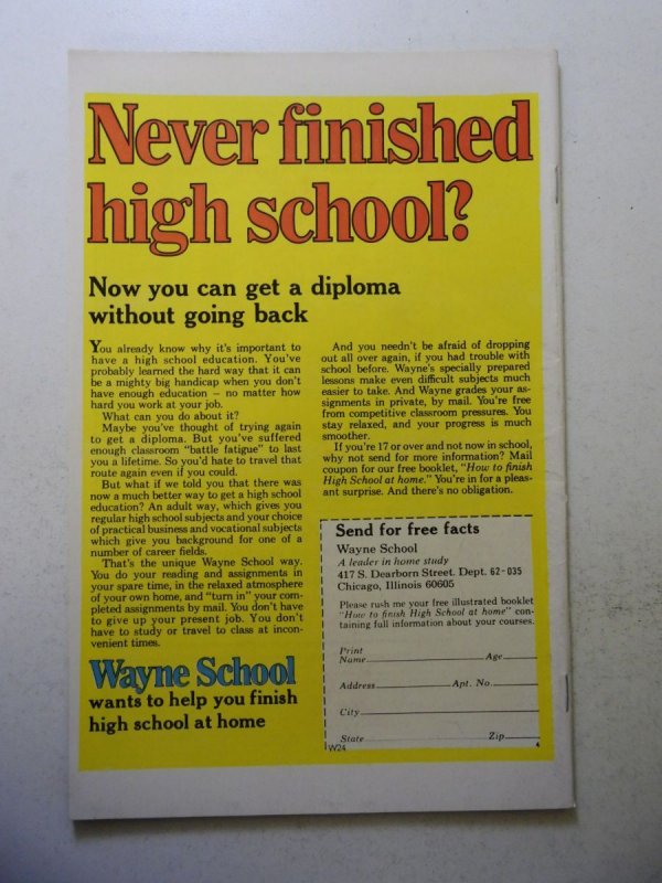 Captain Marvel #37 (1975) FN/VF Condition