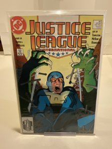 Justice League International #25 1989 9.0 (our highest grade) Templeton Art!