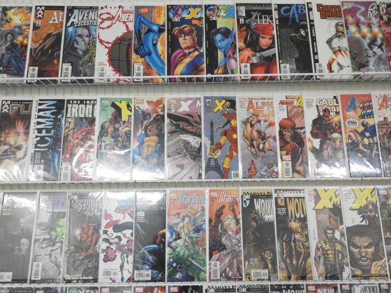 Huge Lot of 170+ Comics W/ X-Men, Thor,  Spider-Man Avg. VF+ Con.