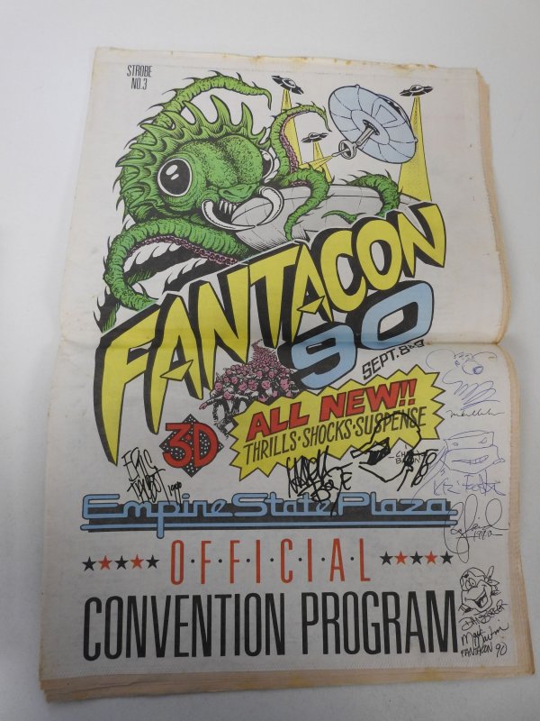 Comics Buyer's Guide Sep 7th, 1990 missing 1st half, Signed and remarked...