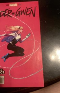 Spider-Gwen #1 Variant Edition - Comics Exclusive - Jerome Opeña Cover (2015)