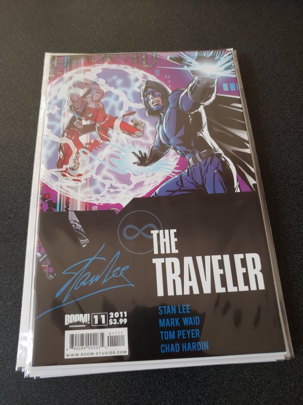 The Traveler #11 (2011) STAN LEE