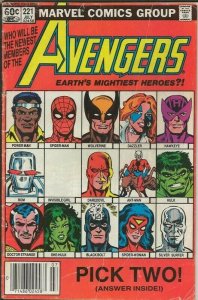 Avengers #221 ORIGINAL Vintage 1982 Marvel Comics She Hulk Joins Hawkeye Rejoin