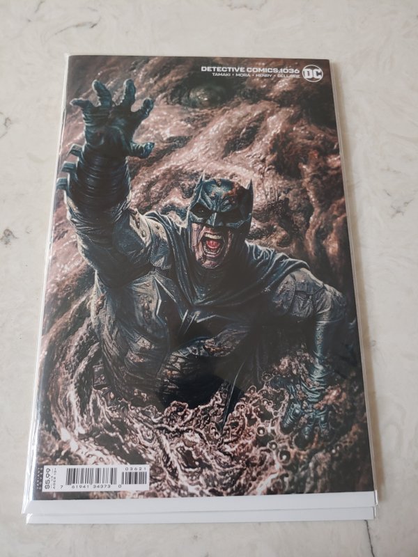 DETECTIVE COMICS #1036 CVR B LEE BERMEJO CARD STOCK VARIANT (DC 2021)