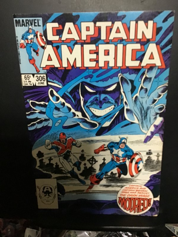 Captain America #306 (1985) high-grade captain Britain key! NM- Wow!