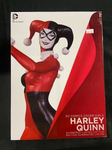 HARLEY QUINN STATUE COVER GIRLS MIB 0891/5200