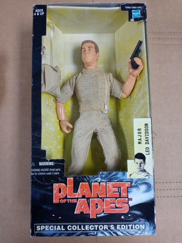 MAJOR LEO DAVIDSON PLANET OF THE APES HASBRO COLLECTOR'S EDITION FIGURE!  Ty28