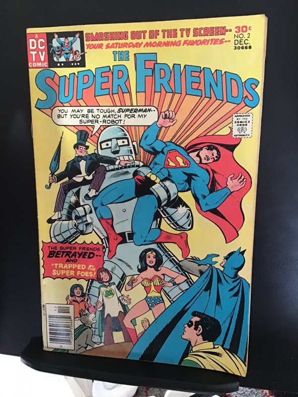 Super Friends #2 (1976) high-grade penguin cover key! VF- Wow