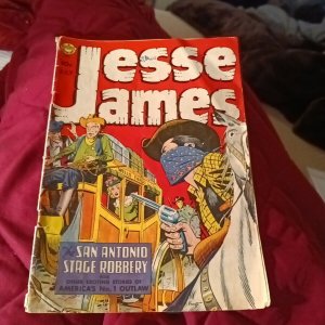 JESSE JAMES JULY 1953-REALISTIC-AVON-WESTERN-JOE KUBERT ART Golden Age precode 1