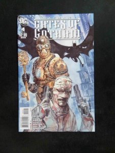 Batman Gates  of  Gotham #4B  DC Comics 2011 VF+  Nguyen Variant