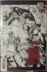 Venom #25 NM