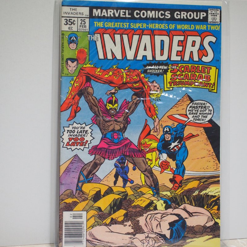 The Invaders #25 (1978) NM The Scarlet Scarab Triumphant!
