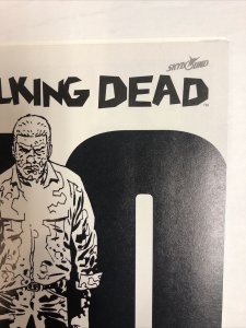 Walking Dead (2016) # 150 (NM) Retailer Variant