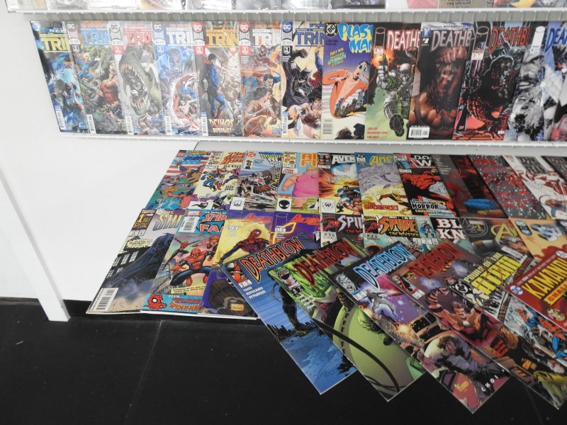 Huge Lot 170+ Comics  W/ Sandman, Deathblow, Trinity+ Avg VF Condition!!