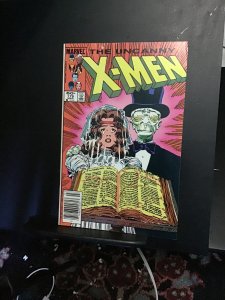 The Uncanny X-Men #179 (1984) Kitty Pryde weds! VF tiny tape seal.